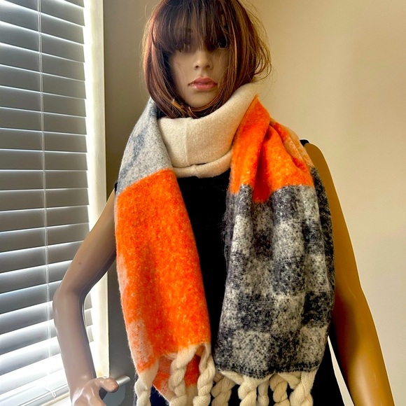 Autumn Spice Checkered Scarf by Pretty Simple - Picture 5 of 5